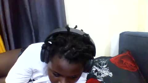 Snapshot of grannylover_ chatting on November 2025 07:01:02 PM grannylover_ online show from November 2025 07:01:02 PM