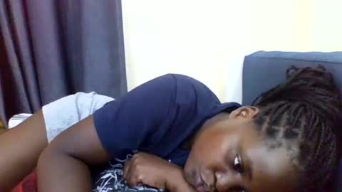 Snapshot of grannylover_ chatting on December 2025 05:44:02 AM grannylover_ online show from December 2025 05:44:02 AM