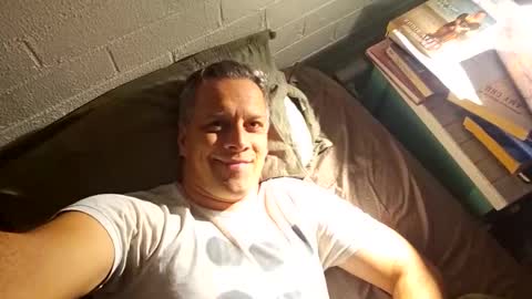 Snapshot of grattitude chatting on October 2025 12:04:01 PM grattitude online show from October 2025 12:04:01 PM