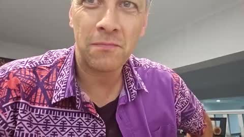 Snapshot of grattitude chatting on February 2026 11:41:01 AM grattitude online show from February 2026 11:41:01 AM