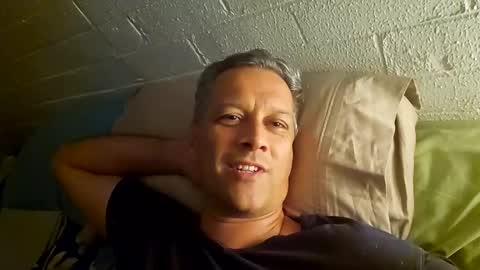 Snapshot of grattitude chatting on March 2026 10:55:01 AM grattitude online show from March 2026 10:55:01 AM
