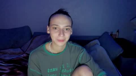 Anna online show from December 2025 11:08:01 AM