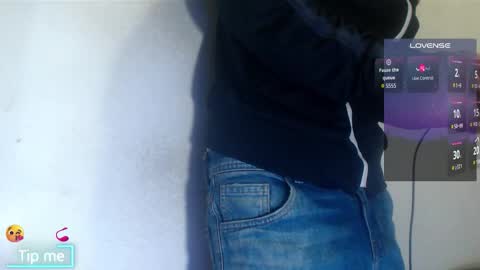 Gray online show from December 2025 06:43:01 AM