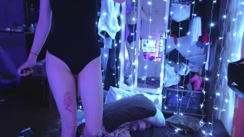 Snapshot of graylovescookies chatting on December 2024 08:04:01 PM graylovescookies online show from December 2024 08:04:01 PM