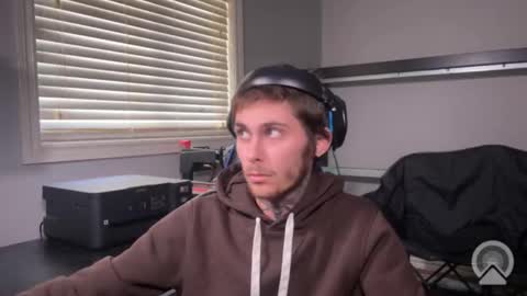 Snapshot of greatheavy chatting on November 2025 07:16:01 PM Mr. Heavy online show from November 2025 07:16:01 PM