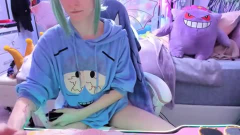 GreenEyedLovexo online show from November 2025 02:56:02 AM