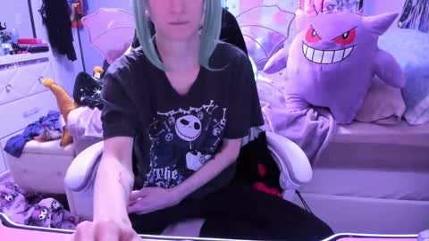 GreenEyedLovexo online show from November 2025 03:08:02 PM