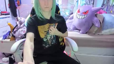 GreenEyedLovexo online show from November 2025 08:19:02 PM