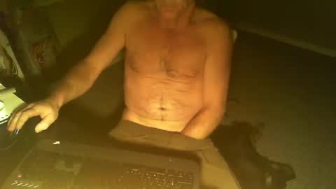 greenrooster1 online show from October 2025 09:53:01 AM