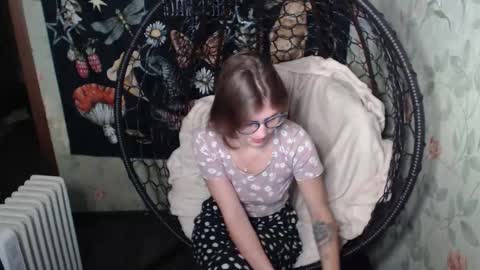 Lina online show from October 2025 10:36:01 AM