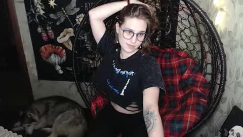 Lina online show from February 2026 12:45:02 PM