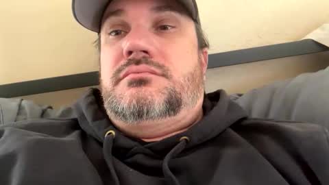 Snapshot of greggharden chatting on November 2025 05:48:01 PM greggharden online show from November 2025 05:48:01 PM