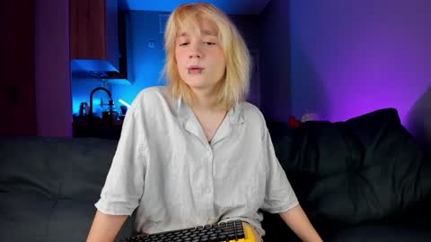 Greg-independent model online show from January 2025 06:49:01 PM