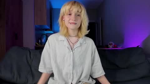 Greg-independent model online show from March 2025 04:12:02 AM