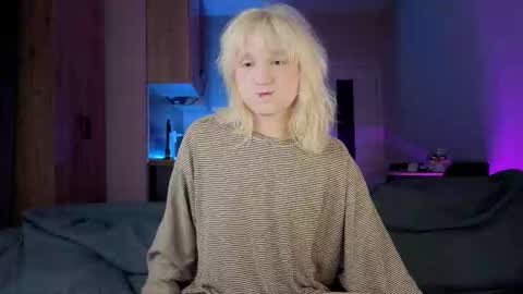 Greg-independent model online show from September 2025 09:14:02 PM