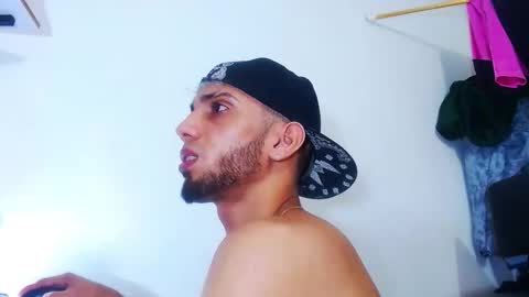 Snapshot of gregory_hardxx chatting on October 2025 02:32:02 AM GREGORY online show from October 2025 02:32:02 AM