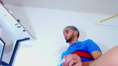 Snapshot of gregory_hardxx chatting on October 2025 01:27:02 AM GREGORY online show from October 2025 01:27:02 AM