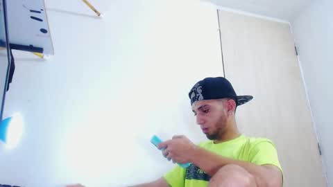 Snapshot of gregory_hardxx chatting on November 2025 10:04:02 AM GREGORY online show from November 2025 10:04:02 AM