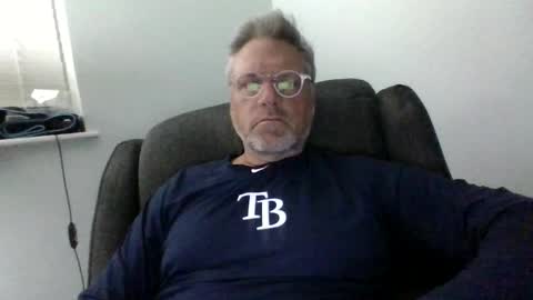 Snapshot of gregthickdix chatting on November 2025 04:23:01 AM mmm hmmm online show from November 2025 04:23:01 AM