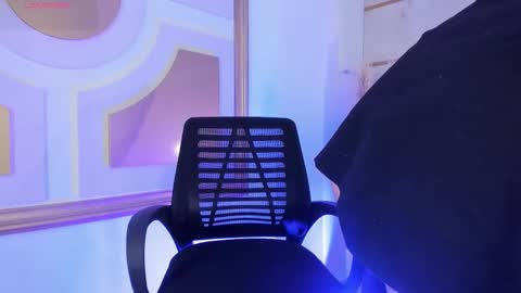 Greta Velvet  online show from January 2026 07:39:01 PM