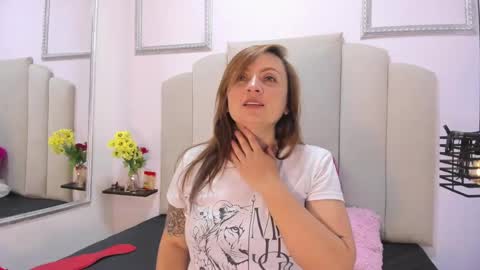 Snapshot of grettel_ramiirez chatting on January 2025 10:50:02 AM Marcela online show from January 2025 10:50:02 AM