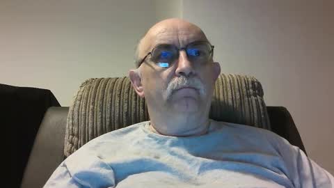 Snapshot of grey_dom chatting on October 2025 09:29:01 AM Master Sir online show from October 2025 09:29:01 AM