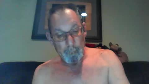 greybeard6868 online show from December 2024 02:49:02 PM