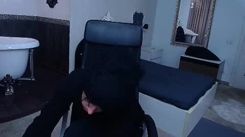 Snapshot of griffindane chatting on February 2026 05:03:02 AM GriffinDane online show from February 2026 05:03:02 AM