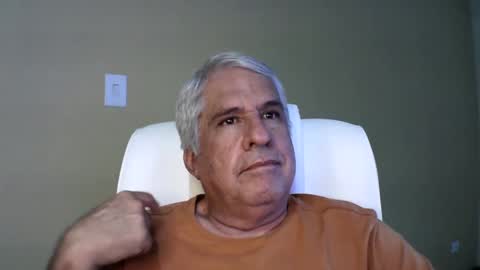 Snapshot of grisa01 chatting on February 2025 06:45:01 PM grisa01 online show from February 2025 06:45:01 PM