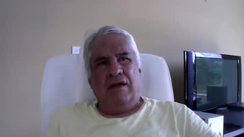 grisa01 online show from April 2026 04:48:01 PM