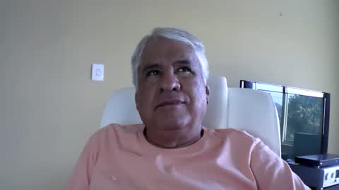 Snapshot of grisa01 chatting on May 2026 12:12:02 PM grisa01 online show from May 2026 12:12:02 PM
