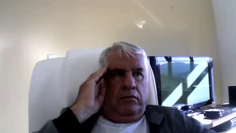 grisa01 online show from June 2026 06:12:01 PM