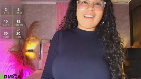 Snapshot of griselle_rousse chatting on June 2026 03:39:02 PM online show from June 2026 03:39:02 PM