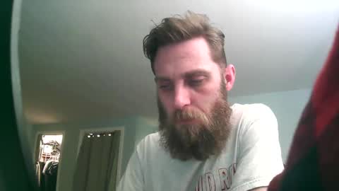Snapshot of grizzley84 chatting on December 2024 03:01:02 AM grizzly84 online show from December 2024 03:01:02 AM