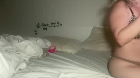 Snapshot of grrlgod chatting on June 2026 02:34:02 AM grrlgod online show from June 2026 02:34:02 AM
