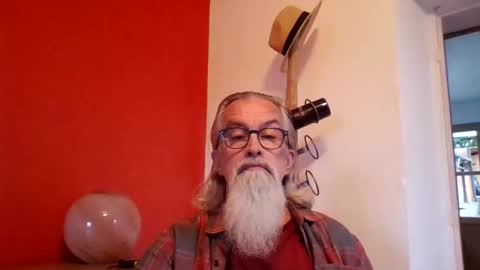 Grybear online show from October 2025 10:06:01 AM