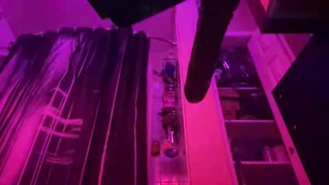 Snapshot of gswaze12 chatting on October 2025 11:25:01 AM GSwaze online show from October 2025 11:25:01 AM