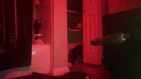 Snapshot of gswaze12 chatting on November 2025 10:32:01 AM GSwaze online show from November 2025 10:32:01 AM