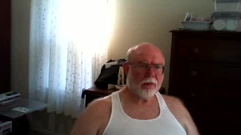 Snapshot of gtnolder60 chatting on June 2026 01:37:02 PM Gary online show from June 2026 01:37:02 PM