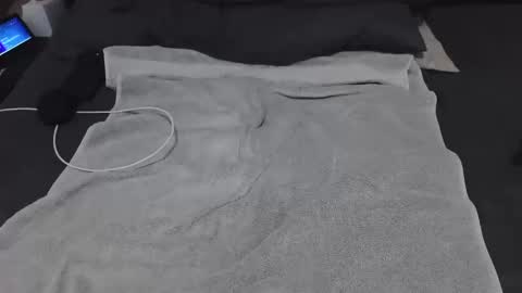 lookng for older in az online show from January 2025 11:26:01 AM