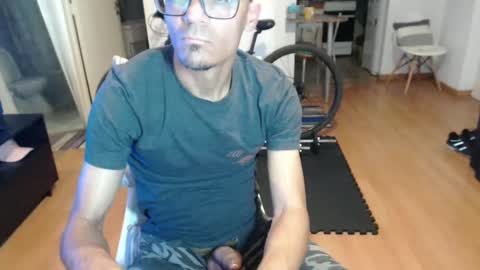 guachin_new online show from October 2025 05:21:02 AM