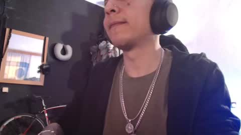 Snapshot of guayaco_ chatting on February 2025 02:16:02 PM Guayaco online show from February 2025 02:16:02 PM