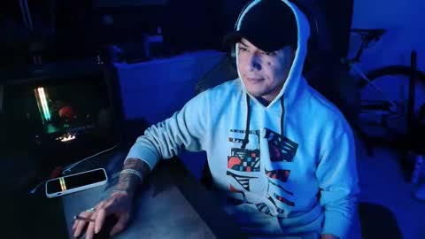 Guayaco  online show from November 2025 02:49:01 PM