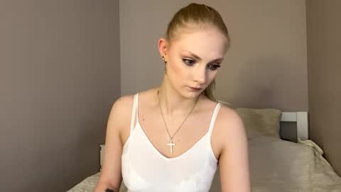 Snapshot of guessmygame chatting on April 2026 06:29:02 AM Vanessa online show from April 2026 06:29:02 AM