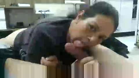 Guilika online show from May 2026 01:43:02 AM