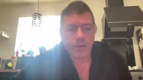 guil0 online show from October 2025 10:43:02 AM