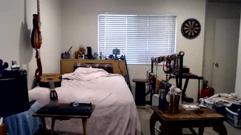 Mario online show from September 2025 11:37:01 PM