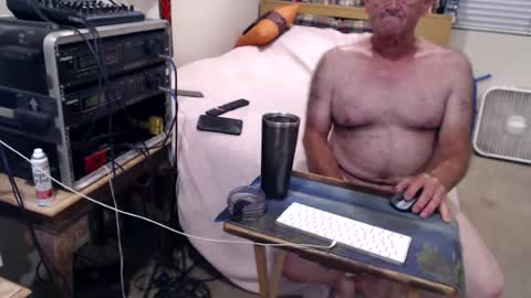 Snapshot of guitarsexgod2 chatting on August 2026 07:21:02 AM guitarsexgod2 online show from August 2026 07:21:02 AM