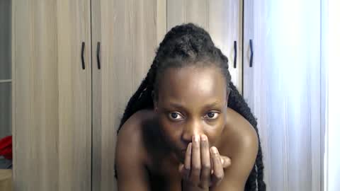 Miss Incredible online show from September 2025 10:59:01 AM