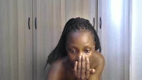 Miss Incredible online show from October 2025 12:25:01 PM